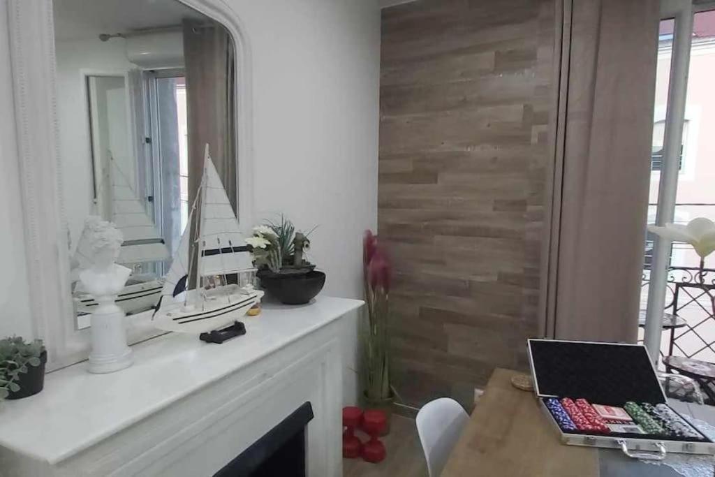 Les Suite Appartement A Chalon Sur Saone Eksteriør billede