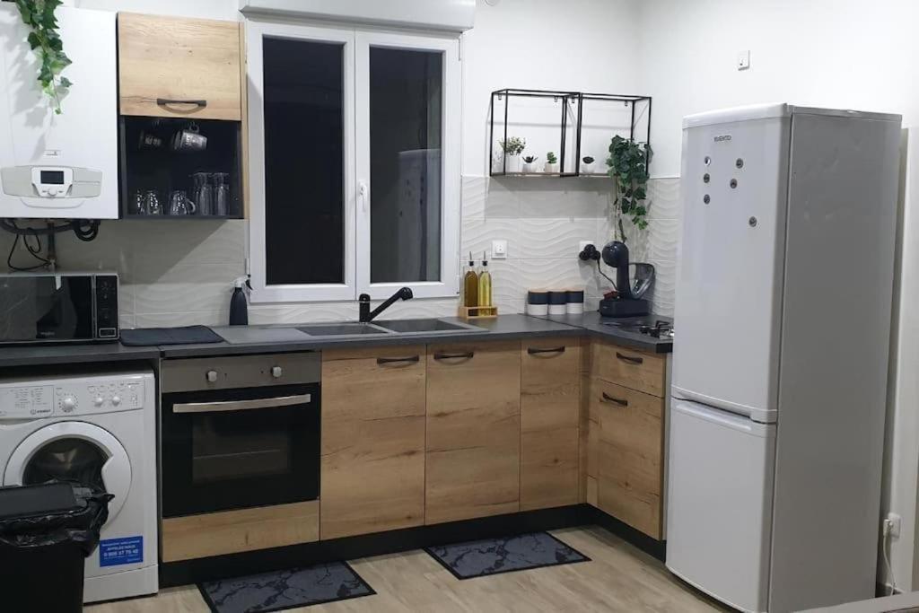 Les Suite Appartement A Chalon Sur Saone Eksteriør billede