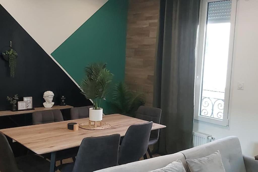 Les Suite Appartement A Chalon Sur Saone Eksteriør billede