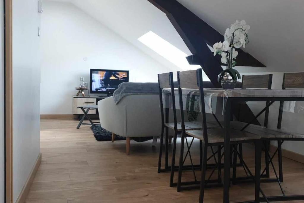 Les Suite Appartement A Chalon Sur Saone Eksteriør billede
